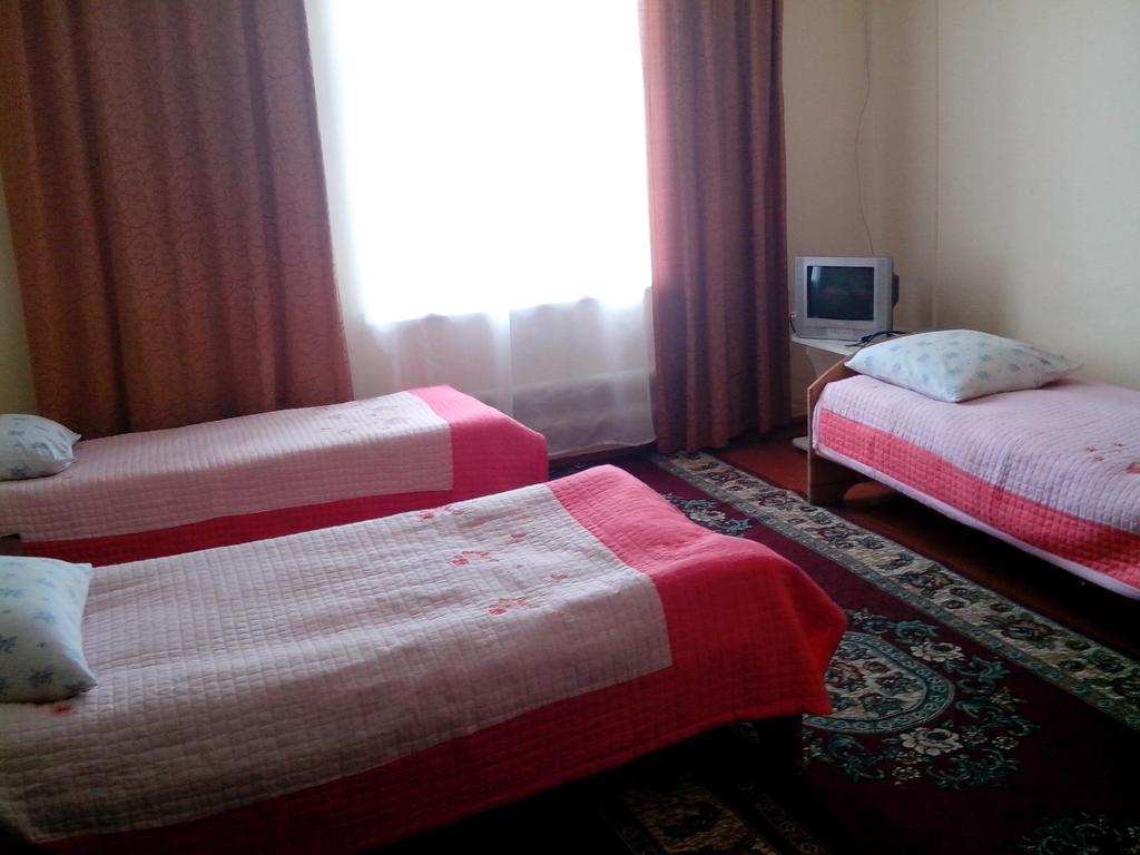 Otel Issyk-Kul Karakol Exterior photo